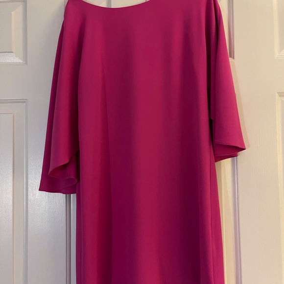 Gianni Bini HOT PINK cape style dress Medium - Picture 9 of 9